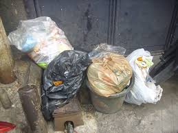 Tidak Dijemput Dari Rumah, Warga Buang Sampah Sembarangan